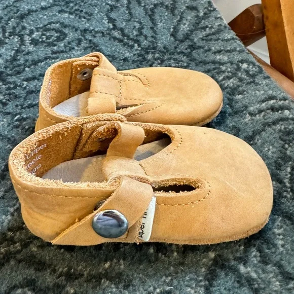 Paper Finn Mary Jane's natural size 2 - Picture 3 of 4